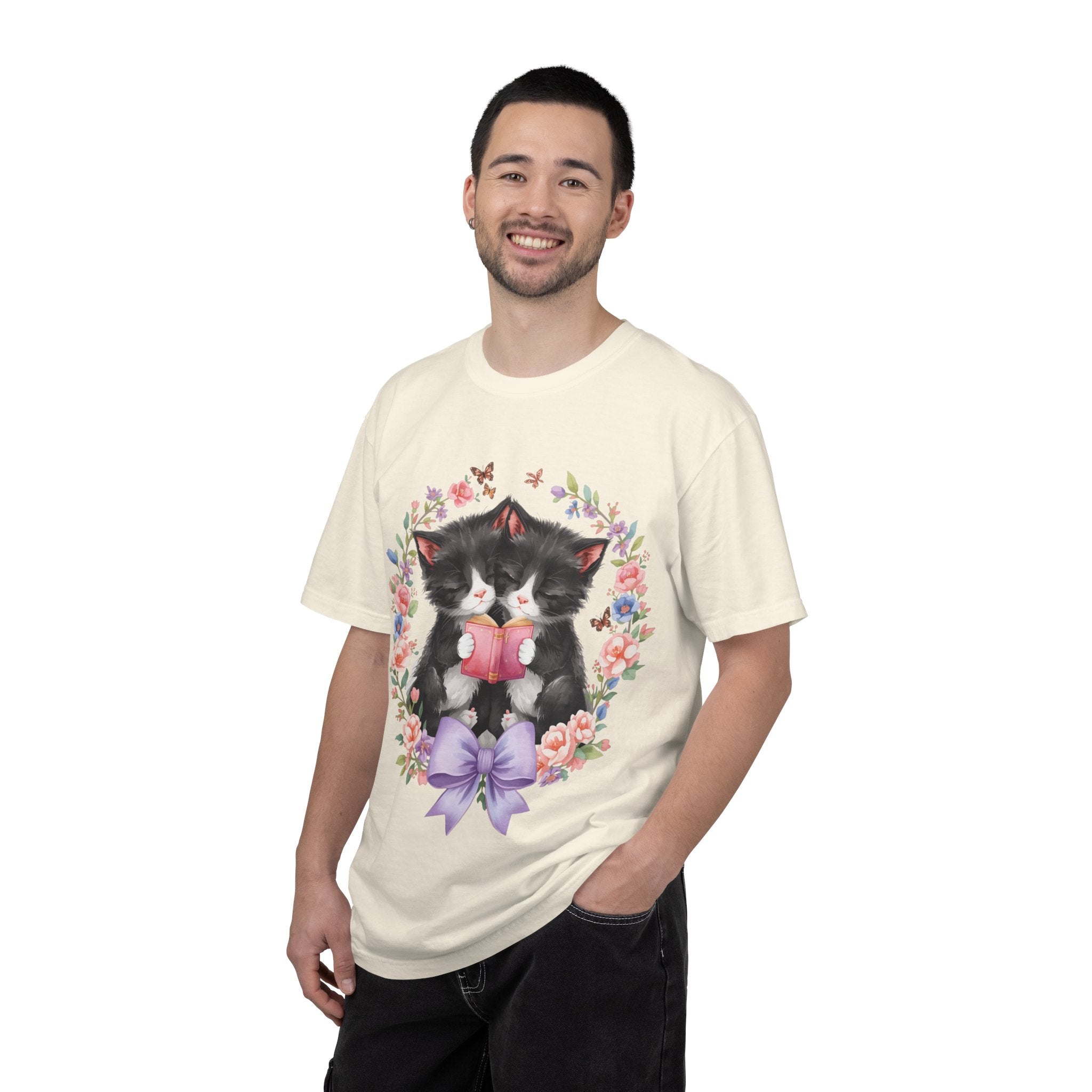 T-Shirt — Cute Kittens Holding Gift Floral Wreath Tee
