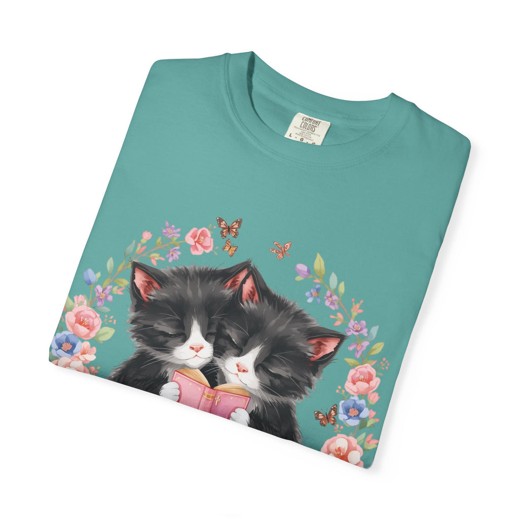 T-Shirt — Cute Kittens Holding Gift Floral Wreath Tee