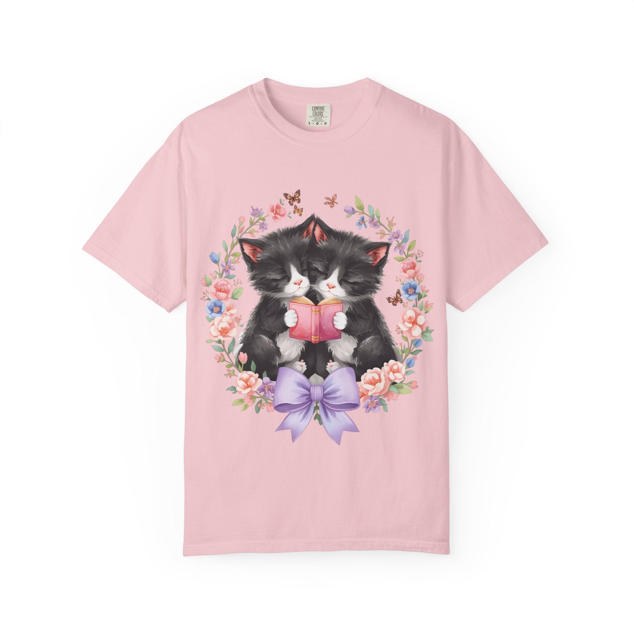 T-Shirt — Cute Kittens Holding Gift Floral Wreath Tee