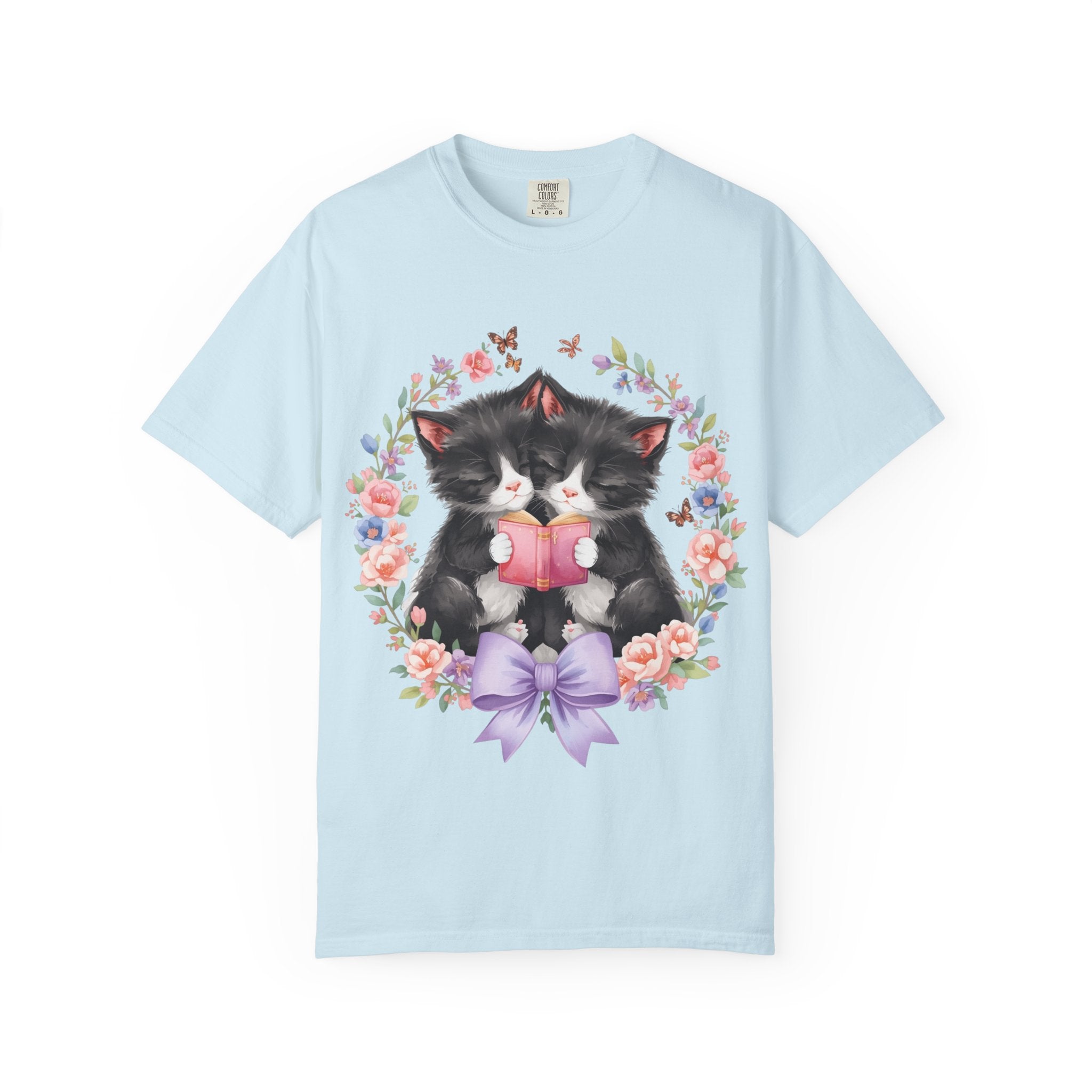 T-Shirt — Cute Kittens Holding Gift Floral Wreath Tee