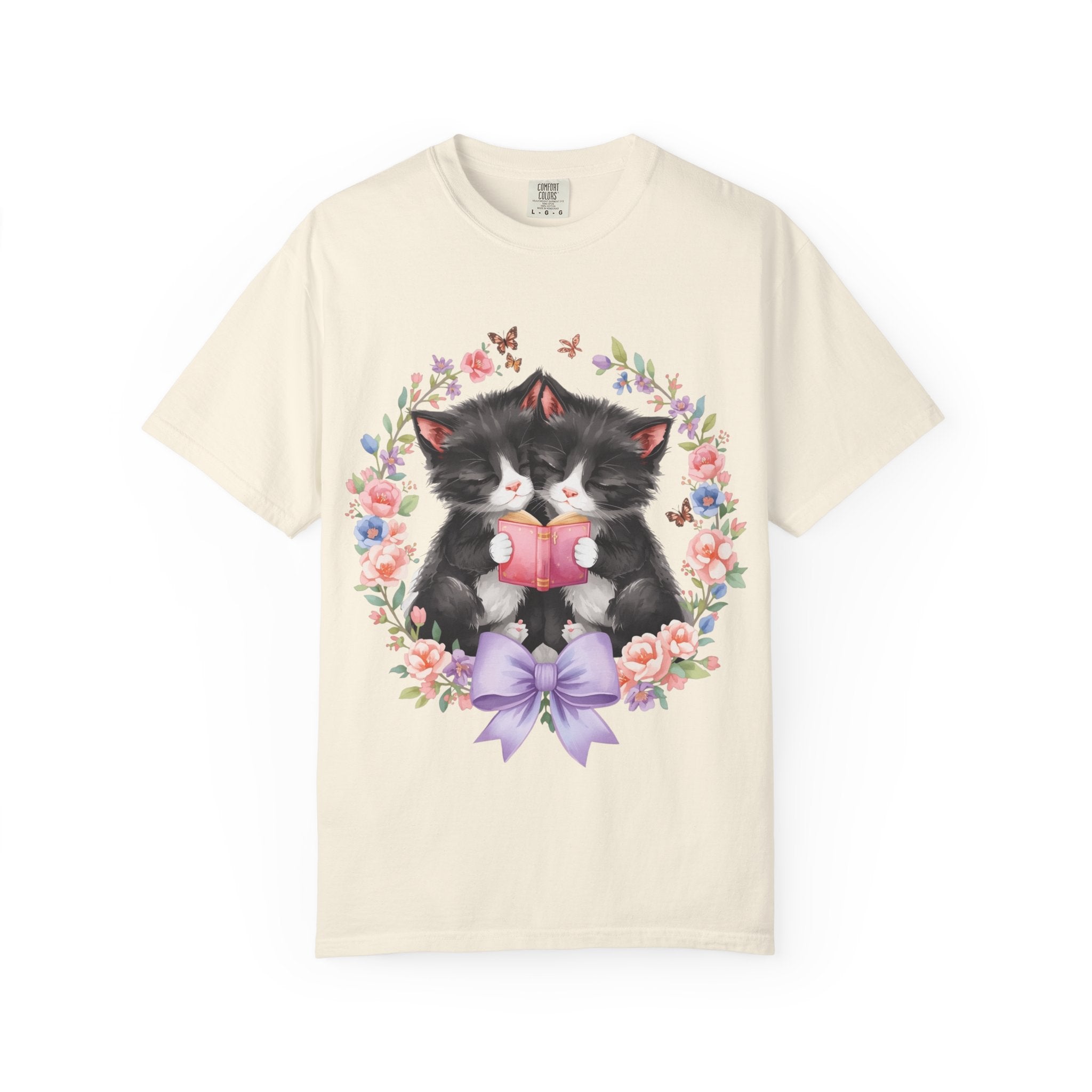 T-Shirt — Cute Kittens Holding Gift Floral Wreath Tee