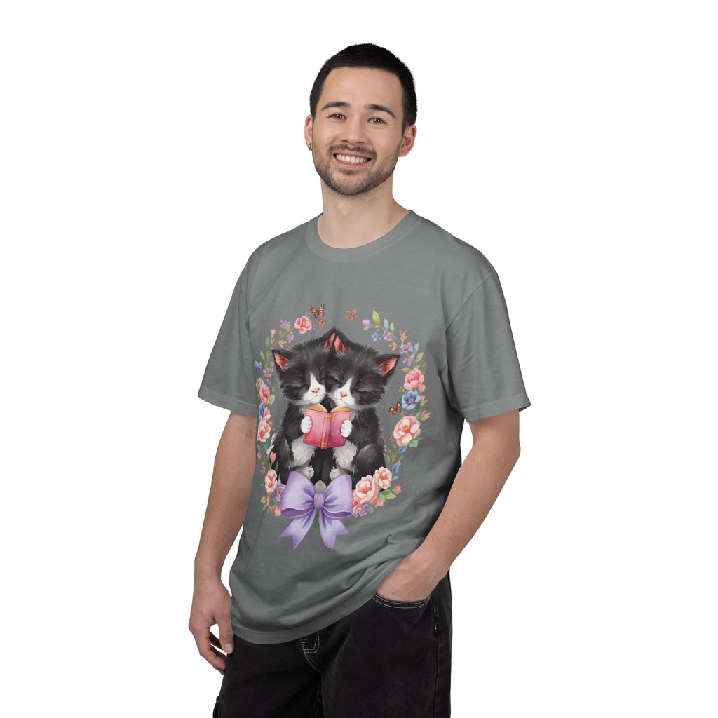 T-Shirt — Cute Kittens Holding Gift Floral Wreath Tee