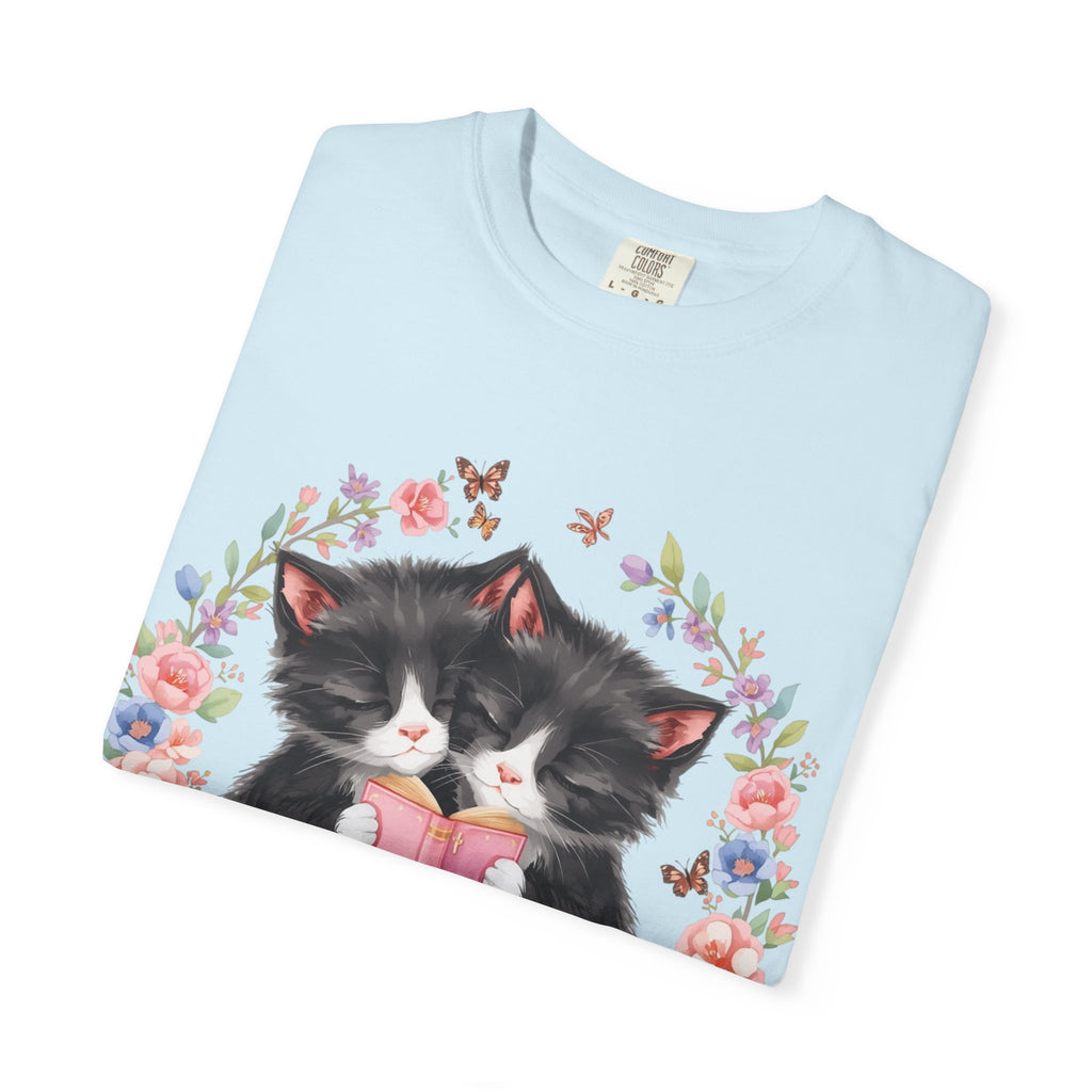 T-Shirt — Cute Kittens Holding Gift Floral Wreath Tee