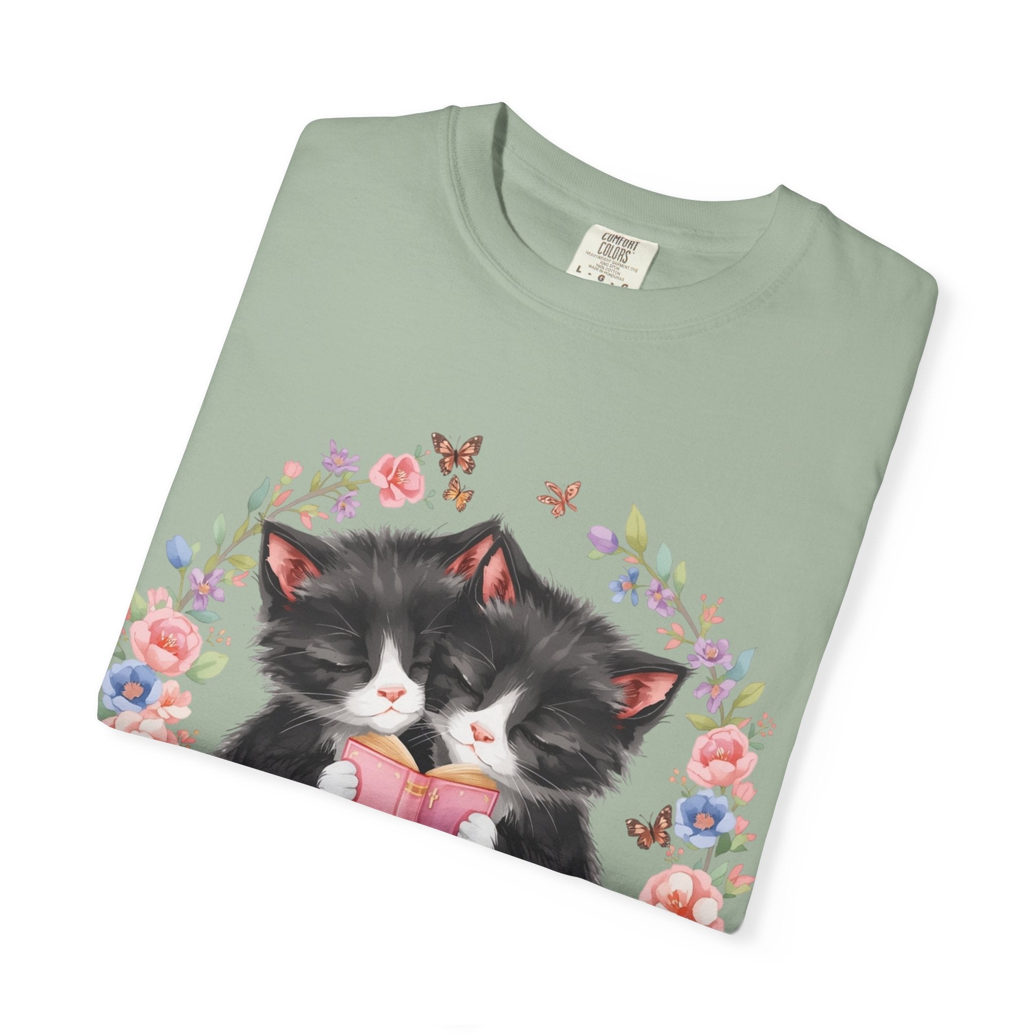 T-Shirt — Cute Kittens Holding Gift Floral Wreath Tee