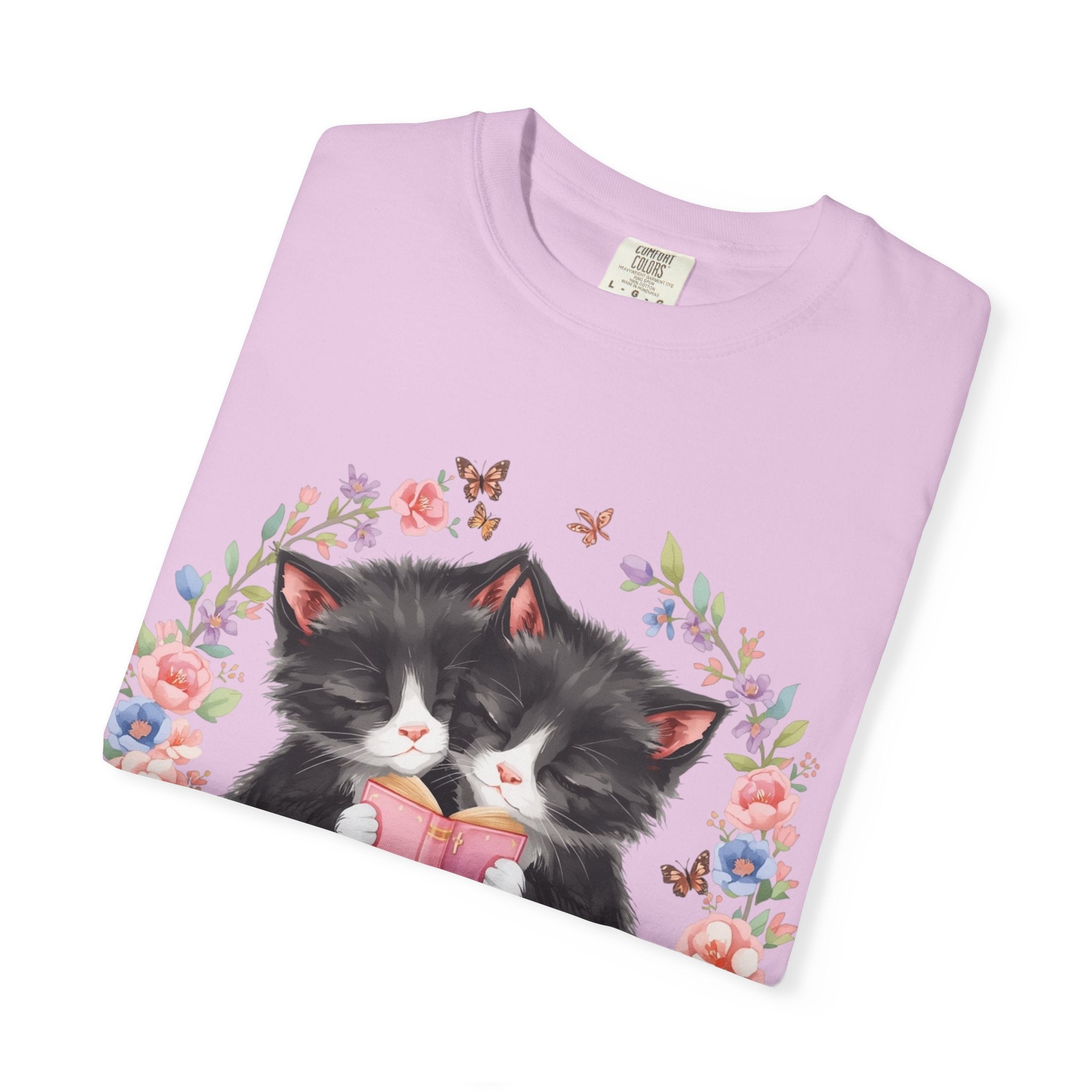 T-Shirt — Cute Kittens Holding Gift Floral Wreath Tee