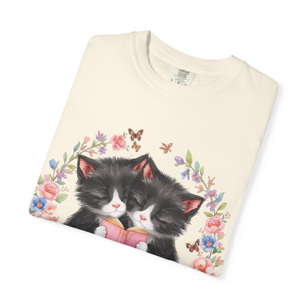 T-Shirt — Cute Kittens Holding Gift Floral Wreath Tee